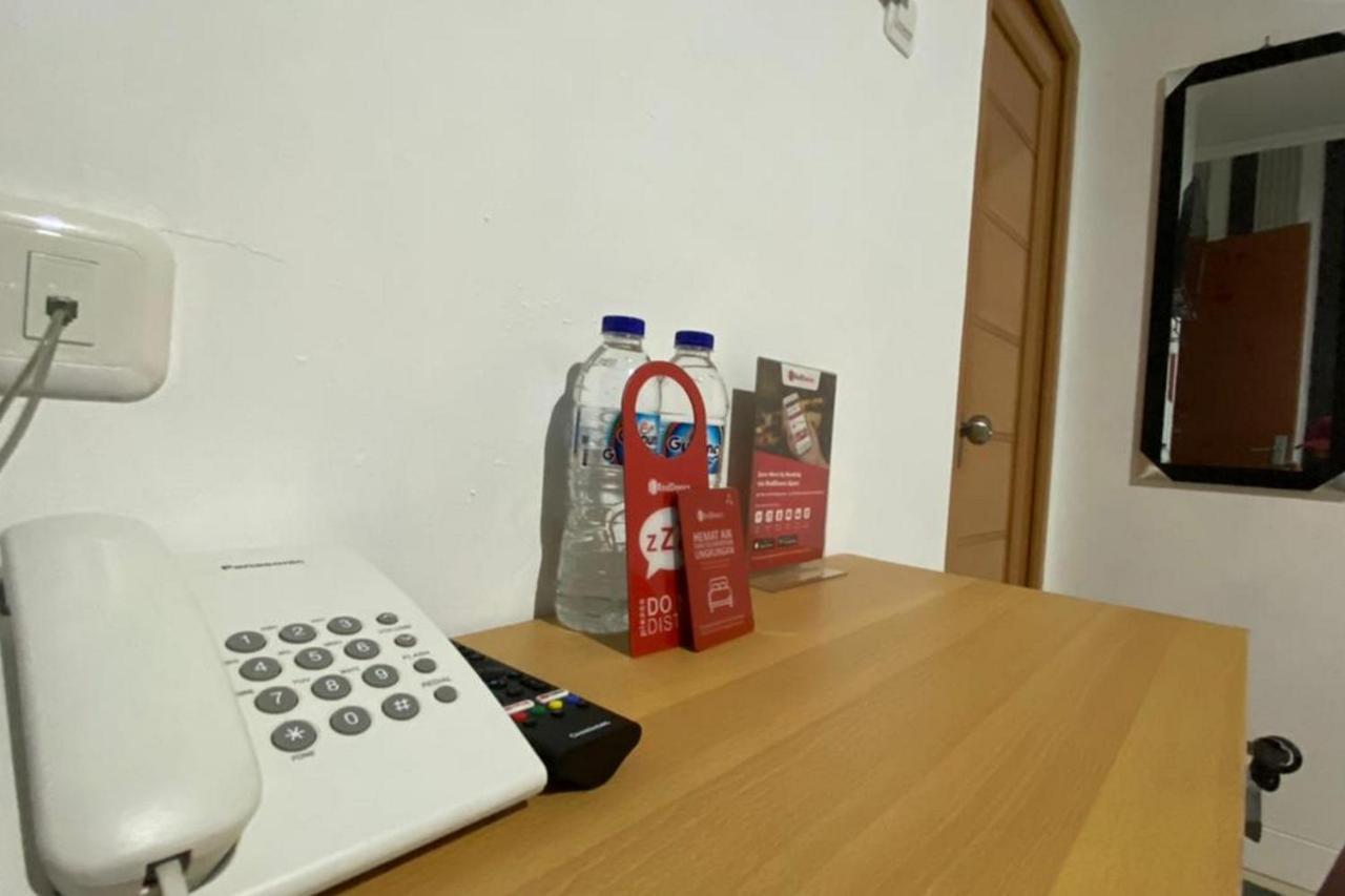 Reddoorz @ Rawamangun Hotel 3*